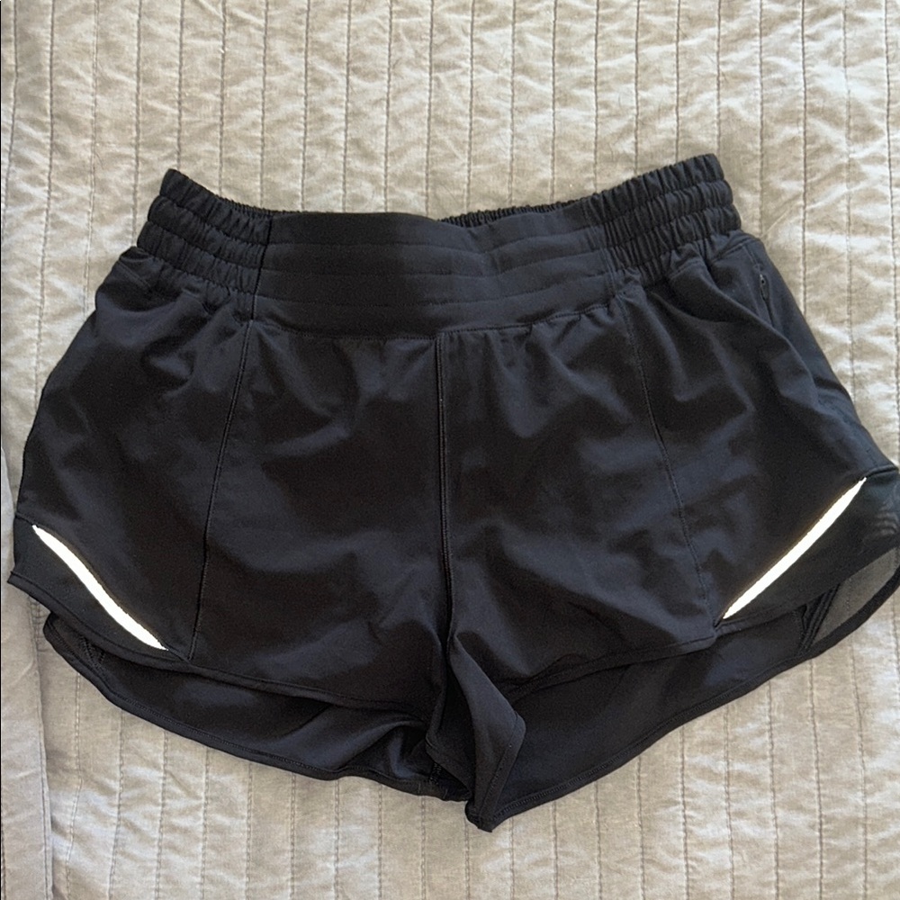 Lululemon Hotty Hot Short HR black size 8